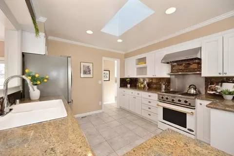 Kitchen - 2854 Benson St, Placerville, CA 95667 photo 11 of 13