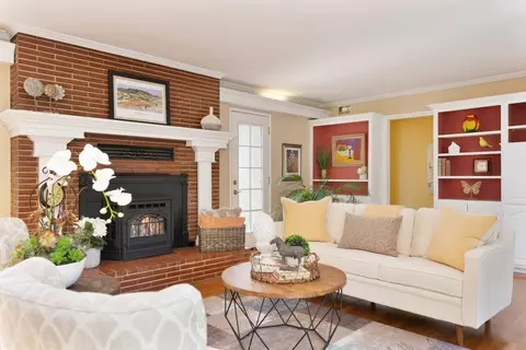 Living - 2854 Benson St, Placerville, CA 95667 photo 1 of 7