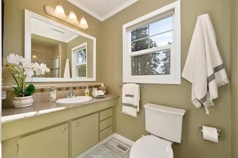 Bath - 2854 Benson St, Placerville, CA 95667 photo 3 of 4