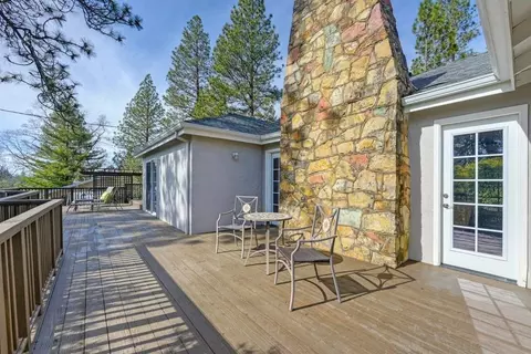 Exterior - 2854 Benson St, Placerville, CA 95667 photo 4 of 26