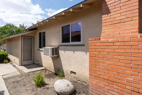 Exterior - 1641 Virginia Ave, Dos Palos, CA 93620 photo 10 of 11