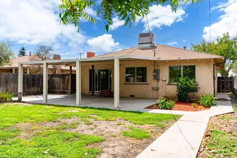 Exterior - 1641 Virginia Ave, Dos Palos, CA 93620 photo 6 of 11