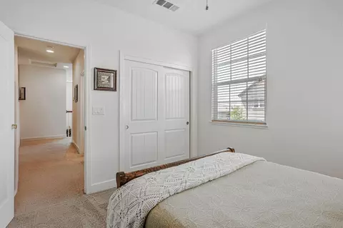 925 Willow Bridge Dr, Folsom, CA 95630 photo 19