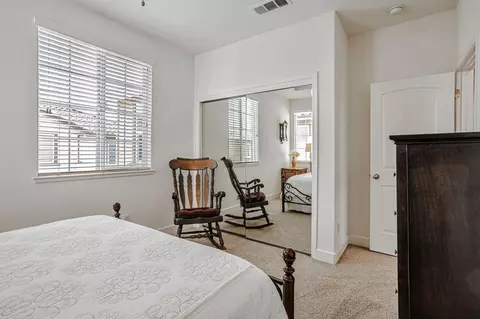 925 Willow Bridge Dr, Folsom, CA 95630 photo 23