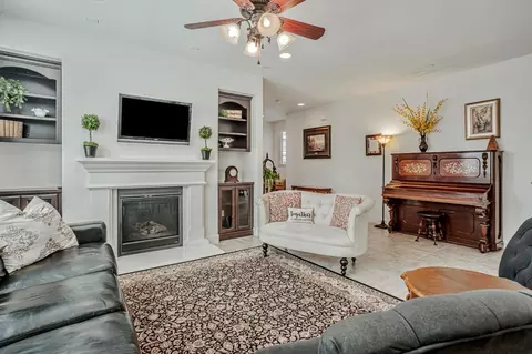 925 Willow Bridge Dr, Folsom, CA 95630 photo 8