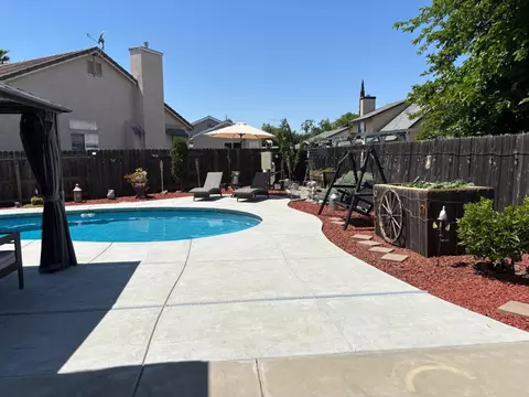 Exterior - 1617 Heath Way, Ceres, CA 95307 photo 3 of 8
