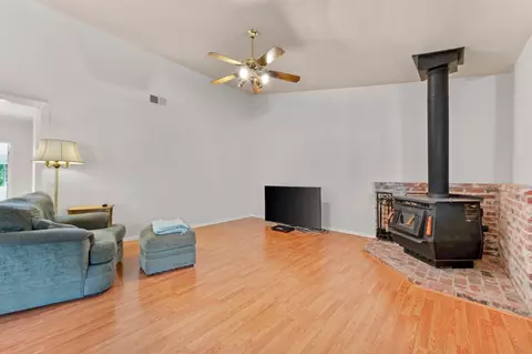 Living - 12501 Wolf Rd, Grass Valley, CA 95949 photo 3 of 8