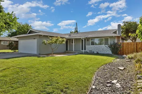 3001 Balboa Dr, Tracy, CA 95376 photo 3