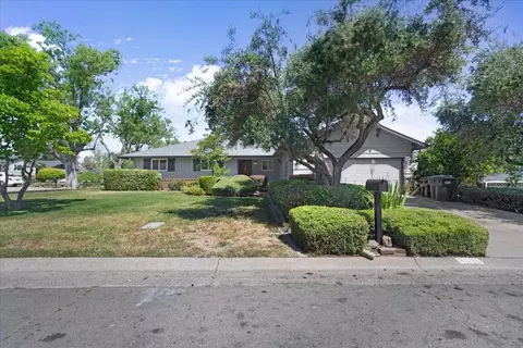 3030 Stanton Cir, Carmichael, CA 95608 photo 2