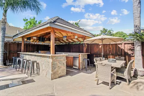 Exterior - 1724 Stonum Rd, Modesto, CA 95351 photo 3 of 5