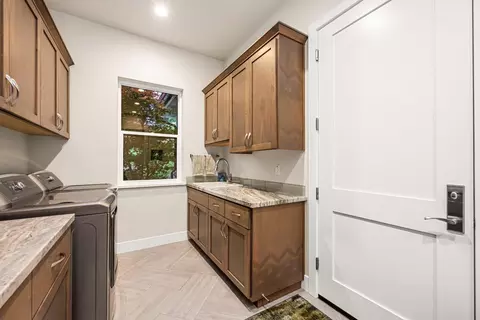 3235 Rustic Woods Ct, Loomis, CA 95650 photo 1