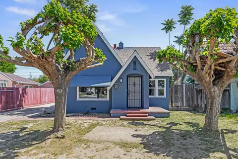 215 Sunset Blvd, Modesto, CA 95351 photo 1