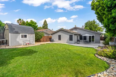 366 Darlene Ln, Tracy, CA 95377 photo 5
