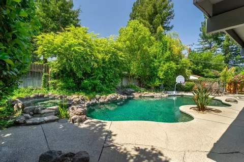 5469 Wildflower Cir, Carmichael, CA 95608 photo 15