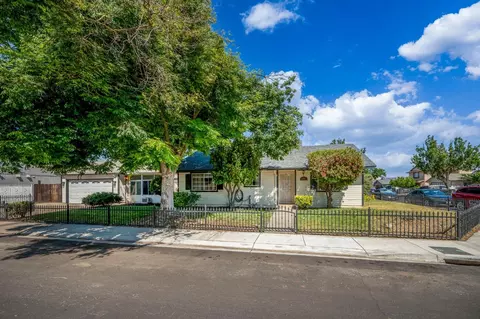 1828 Chesapeake Ave, Modesto, CA 95358 photo 2