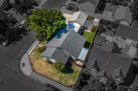 1828 Chesapeake Ave, Modesto, CA 95358 photo 5