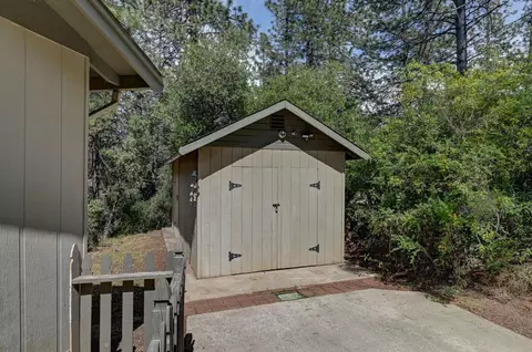 14184 Marc Dr, Pine Grove, CA 95665 photo 9