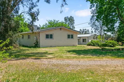 Exterior - 4324 East Ave, Corning, CA 96021 photo 4 of 4