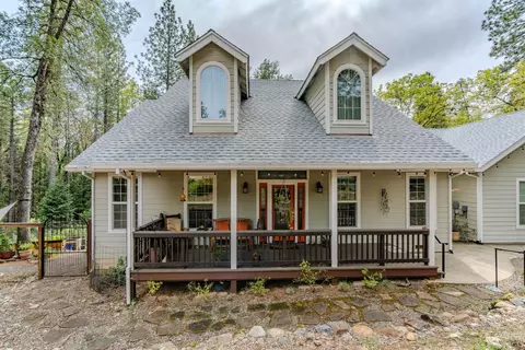 18860 Sylvia Dr, Pine Grove, CA 95665
