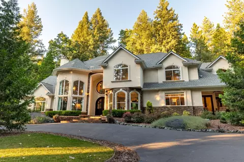 15052 Lolas Echo Rd, Nevada City, CA 95959