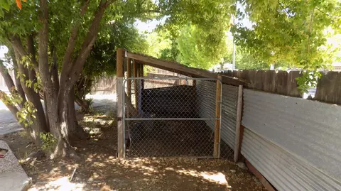 Exterior - 3320 Cherokee Ave, Merced, CA 95340 photo 11 of 12