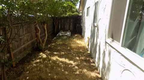 Exterior - 3320 Cherokee Ave, Merced, CA 95340 photo 10 of 12