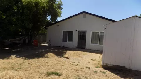 Exterior - 3320 Cherokee Ave, Merced, CA 95340 photo 8 of 12