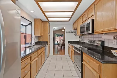 1616 Bergen Dr, Modesto, CA 95350 photo 11