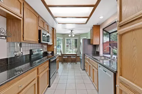 1616 Bergen Dr, Modesto, CA 95350 photo 10
