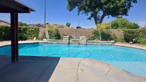 1215 Fremont Ave, Clovis, CA 93612 photo 19