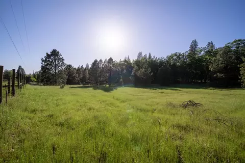 3050 Glee Ln, Placerville, CA 95667