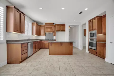 2342 Shadow Berry Dr, Manteca, CA 95336 photo 12