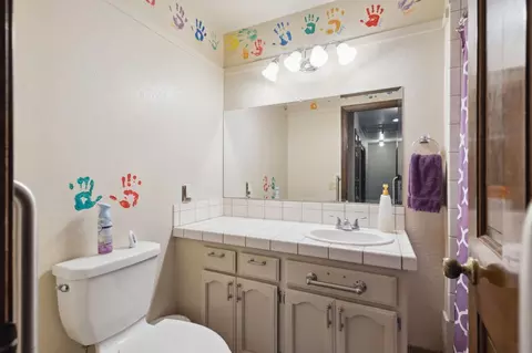 Bath - 8300 16th St, Elverta, CA 95626 photo 1 of 3