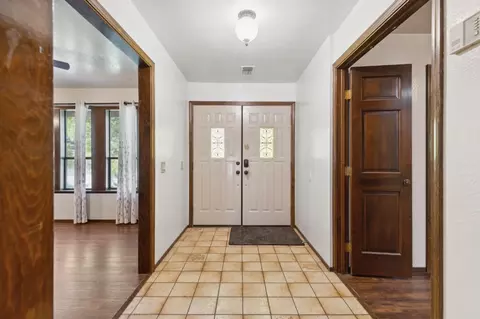 Entry Way - 8300 16th St, Elverta, CA 95626 photo 2 of 3