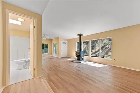 10500 Pekolee Dr, Grass Valley, CA 95949 photo 13