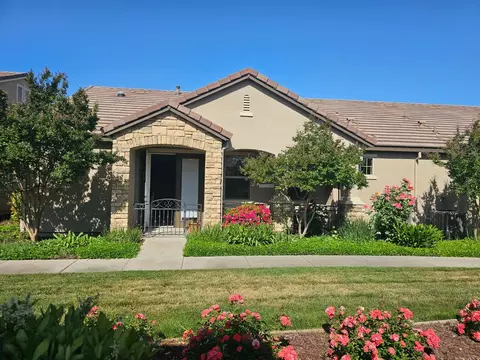 1544 Marseille Ln, Roseville, CA 95747