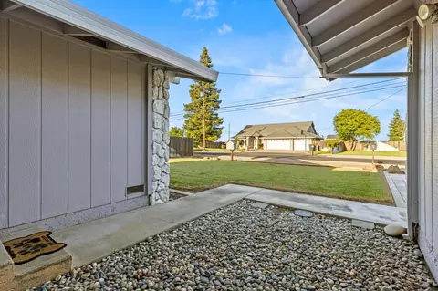 2780 Oak St, Sutter, CA 95982 photo 5