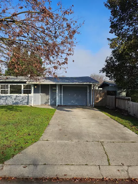 Other - 901 Whittier Ave, Modesto, CA 95350 photo 1 of 8