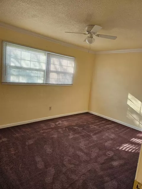 Bedroom - 901 Whittier Ave, Modesto, CA 95350 photo 4 of 7