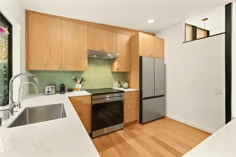 Kitchen - 4131 Scranton Cir, Carmichael, CA 95608 photo 5 of 8