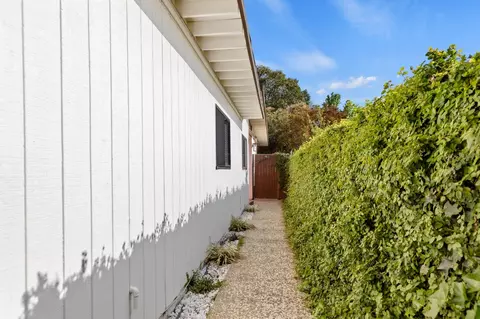Exterior - 4131 Scranton Cir, Carmichael, CA 95608 photo 4 of 14