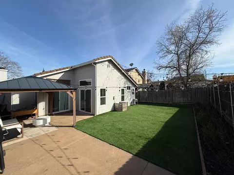 Exterior - 8605 Fobes Dr, Antelope, CA 95843 photo 3 of 4