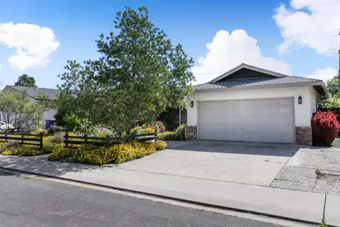 1304 Nelda Way, Modesto, CA 95355 photo 2