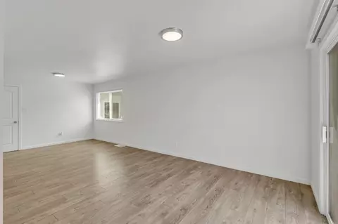 Living - 5418 Canfield Ave, Carmichael, CA 95608 photo 14 of 14
