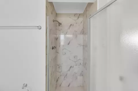 Bath - 5418 Canfield Ave, Carmichael, CA 95608 photo 6 of 6
