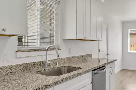 Kitchen - 5418 Canfield Ave, Carmichael, CA 95608 photo 4 of 5
