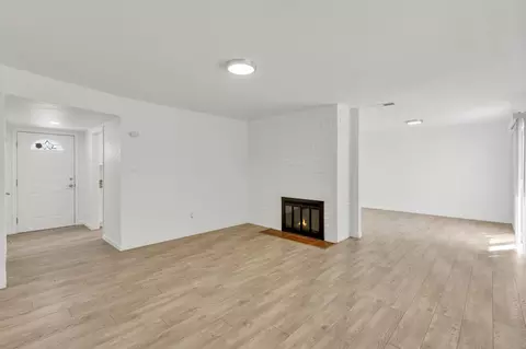 Living - 5418 Canfield Ave, Carmichael, CA 95608 photo 5 of 14