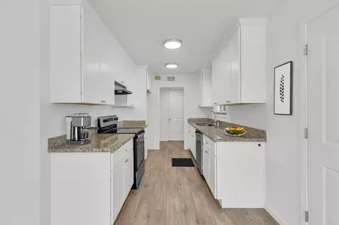 Kitchen - 5418 Canfield Ave, Carmichael, CA 95608 photo 1 of 5