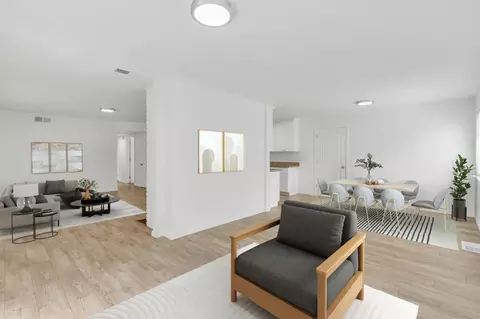 Living - 5418 Canfield Ave, Carmichael, CA 95608 photo 2 of 14