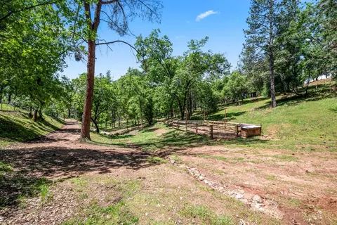 Exterior - 2405 No Walk Rd, Placerville, CA 95667 photo 21 of 22